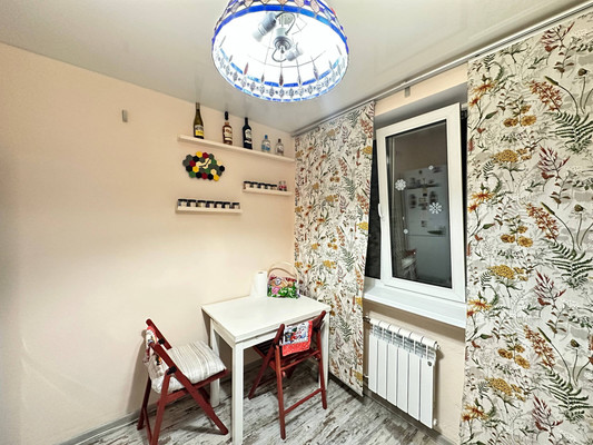 Продам однокомнатную (1-комн.) квартиру, Культуры пр-кт, 29к1, Санкт-Петербург г