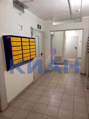 Продам однокомнатную (1-комн.) квартиру, Апрельская ул, 5а, Красноярск г