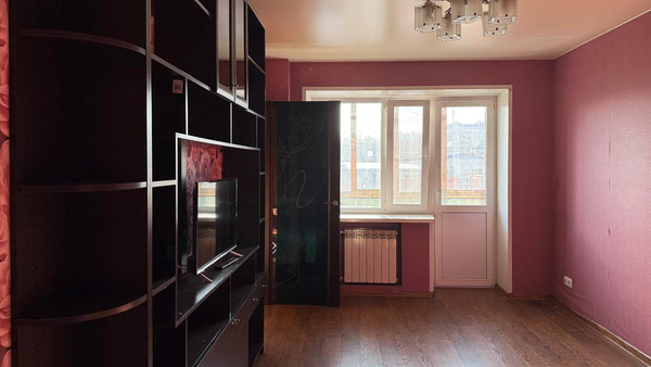 Продам двухкомнатную (2-комн.) квартиру, Дорожная ул, 2, Октябрьский рп