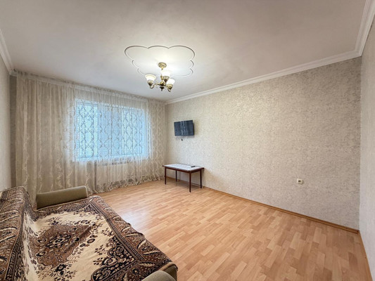 Сдам двухкомнатную (2-комн.) квартиру, Мечникова ул, 109, Нальчик г