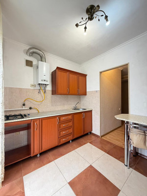 Сдам двухкомнатную (2-комн.) квартиру, Мечникова ул, 109, Нальчик г