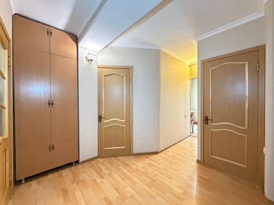 Сдам двухкомнатную (2-комн.) квартиру, Мечникова ул, 109, Нальчик г