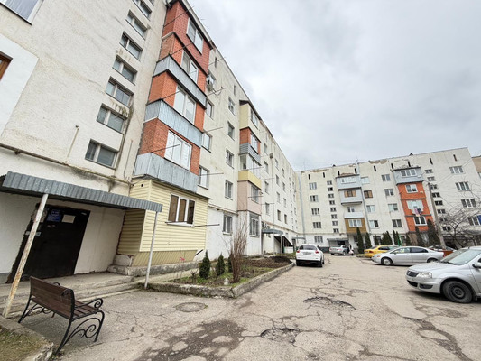 Сдам двухкомнатную (2-комн.) квартиру, Мечникова ул, 109, Нальчик г