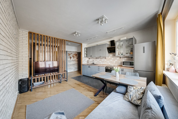 Продам трехкомнатную (3-комн.) квартиру, 22, Коммунарка п