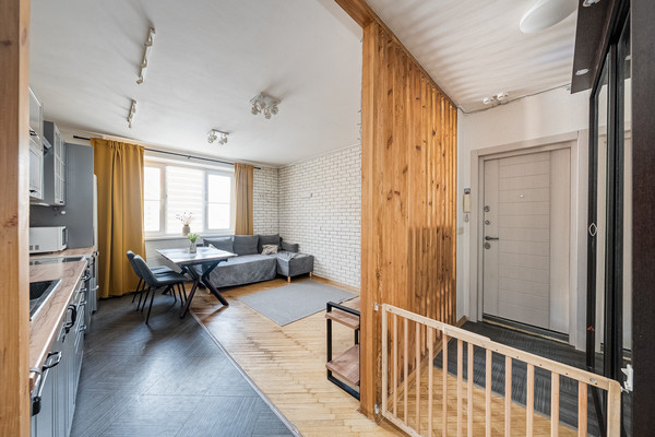 Продам трехкомнатную (3-комн.) квартиру, 22, Коммунарка п