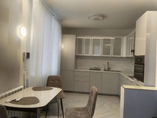 Сдам трехкомнатную (3-комн.) квартиру, Чугунова ул, 41, Раменское г