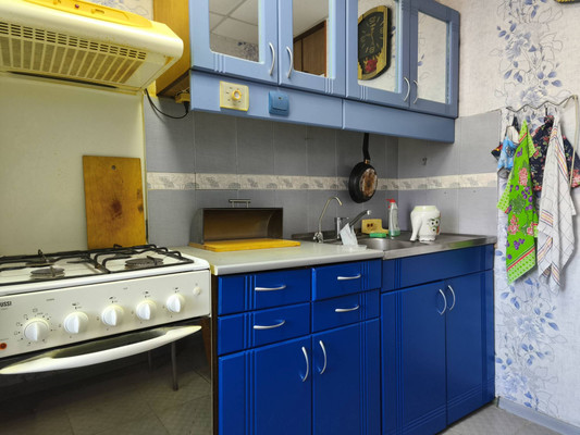 Продам однокомнатную (1-комн.) квартиру, Стахановская ул, 2, Пермь г