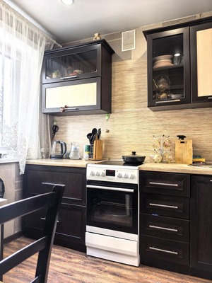 Продам двухкомнатную (2-комн.) квартиру, Рябикова б-р, 32А, Иркутск г