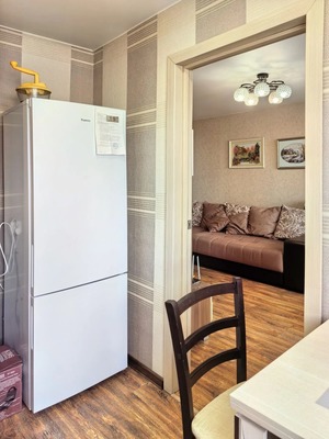 Продам двухкомнатную (2-комн.) квартиру, Рябикова б-р, 32А, Иркутск г