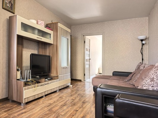 Продам двухкомнатную (2-комн.) квартиру, Рябикова б-р, 32А, Иркутск г