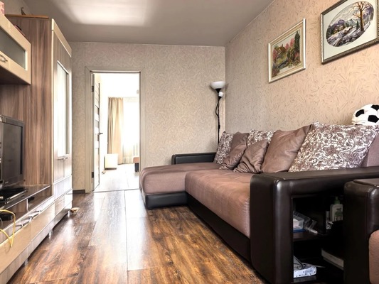 Продам двухкомнатную (2-комн.) квартиру, Рябикова б-р, 32А, Иркутск г