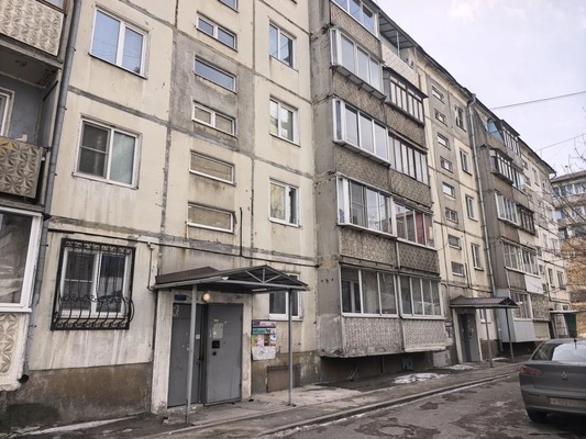 Продам двухкомнатную (2-комн.) квартиру, Рябикова б-р, 32А, Иркутск г