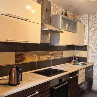 Продам трехкомнатную (3-комн.) квартиру, Университетский мкр, 30, Иркутск г