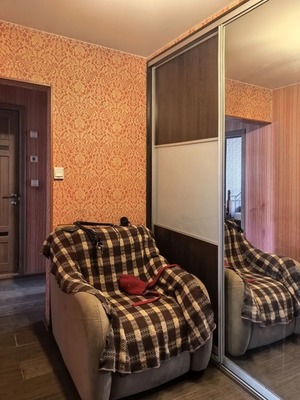 Продам трехкомнатную (3-комн.) квартиру, Университетский мкр, 30, Иркутск г