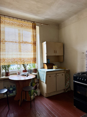 Продам комнату в 4-комн. квартире, Среднеохтинский пр-кт, 19к19, Санкт-Петербург г