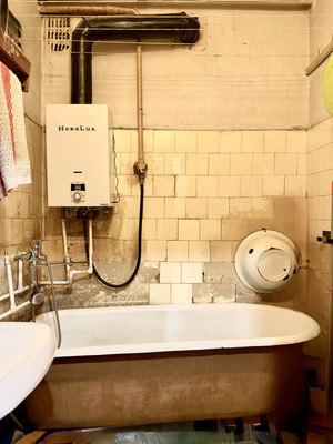 Продам комнату в 4-комн. квартире, Среднеохтинский пр-кт, 19к19, Санкт-Петербург г