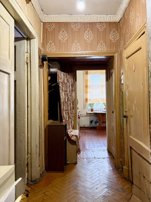 Продам комнату в 4-комн. квартире, Среднеохтинский пр-кт, 19к19, Санкт-Петербург г