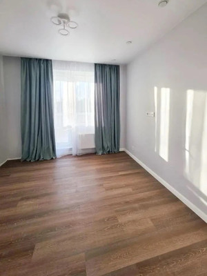 Продам многокомнатную квартиру, Днепропетровская ул, 27к1, Москва г