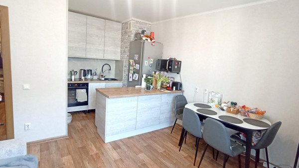 Продам однокомнатную (1-комн.) квартиру, Витебский пр-кт, 101к2, Санкт-Петербург г