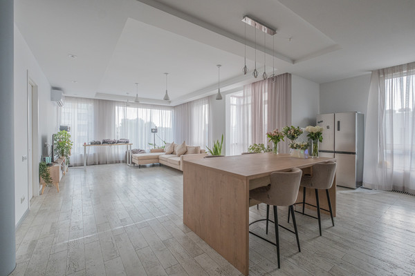 Продам многокомнатную квартиру, Береговая (Шувалово тер.) ул, 27к1, Санкт-Петербург г