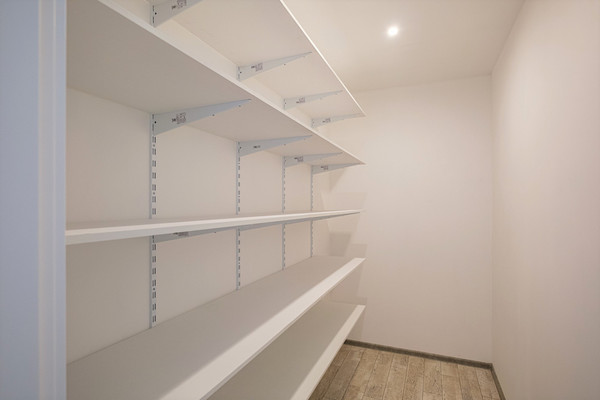 Продам многокомнатную квартиру, Береговая (Шувалово тер.) ул, 27к1, Санкт-Петербург г