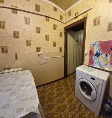 Продам однокомнатную (1-комн.) квартиру, Заводская ул, 2, Лесной рп