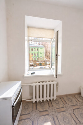 Продам двухкомнатную (2-комн.) квартиру, Садовая-Каретная ул, 8с2, Москва г