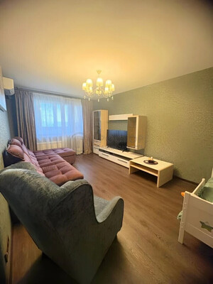 Продам двухкомнатную (2-комн.) квартиру, Алма-Атинская ул, 11к1, Москва г