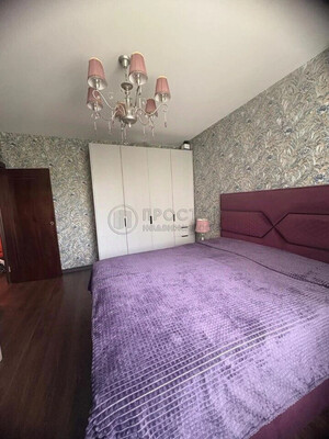 Продам двухкомнатную (2-комн.) квартиру, Алма-Атинская ул, 11к1, Москва г