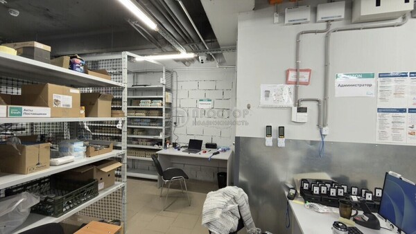 Продам коммерческое помещение 552,4 м2, Паустовского ул, 8к1, Москва г