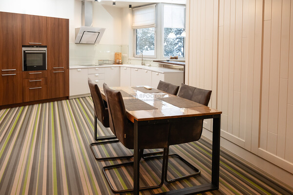 Продам трехкомнатную (3-комн.) квартиру, Родионовская ул, 18к1, Москва г