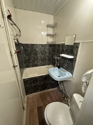 Продам однокомнатную (1-комн.) квартиру, Нижегородская ул, 52, Москва г