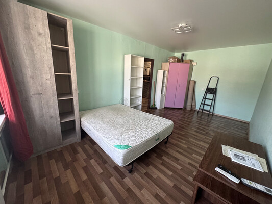 Продам однокомнатную (1-комн.) квартиру, Нижегородская ул, 52, Москва г