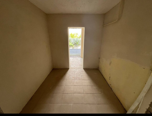 Продам однокомнатную (1-комн.) квартиру, Школьная ул, 1, Агой с