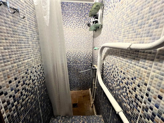 Продам двухкомнатную (2-комн.) квартиру, Вокзальная ул, 152, Брянск г