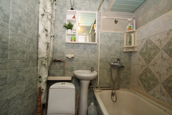 Продам двухкомнатную (2-комн.) квартиру, Ярмарочный проезд, 6, Нижний Новгород г