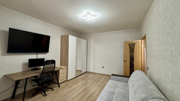 Продам однокомнатную (1-комн.) квартиру, Заречный б-р, 5, Нижний Новгород г