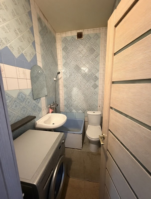 Продам двухкомнатную (2-комн.) квартиру, Лензаводская ул, 27, Ростов-на-Дону г