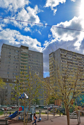 Продам трехкомнатную (3-комн.) квартиру, Ленинского Комсомола пр-кт, 17к2, Видное г