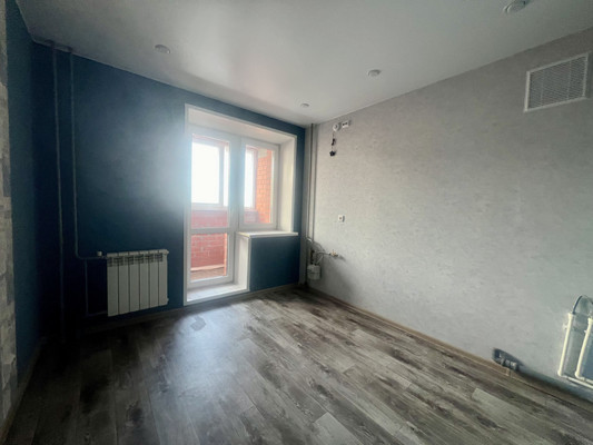 Продам однокомнатную (1-комн.) квартиру, Семчинская ул, 11к2, Рязань г