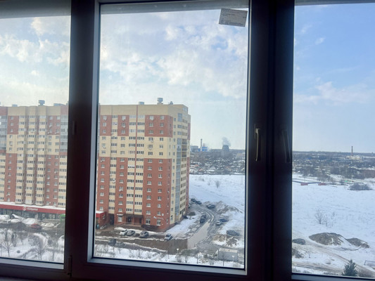 Продам однокомнатную (1-комн.) квартиру, Семчинская ул, 11к2, Рязань г