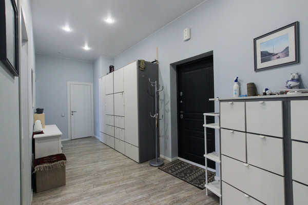 Продам двухкомнатную (2-комн.) квартиру, Ушаковская наб, 3, Санкт-Петербург г