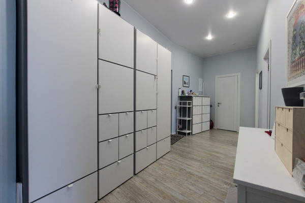 Продам двухкомнатную (2-комн.) квартиру, Ушаковская наб, 3, Санкт-Петербург г