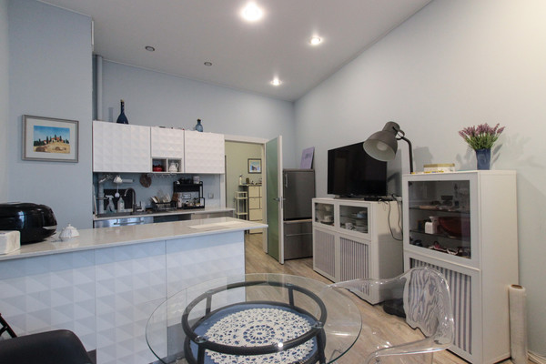 Продам двухкомнатную (2-комн.) квартиру, Ушаковская наб, 3, Санкт-Петербург г