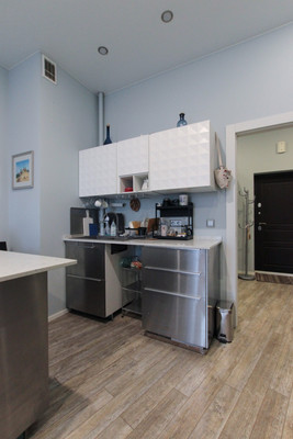 Продам двухкомнатную (2-комн.) квартиру, Ушаковская наб, 3, Санкт-Петербург г