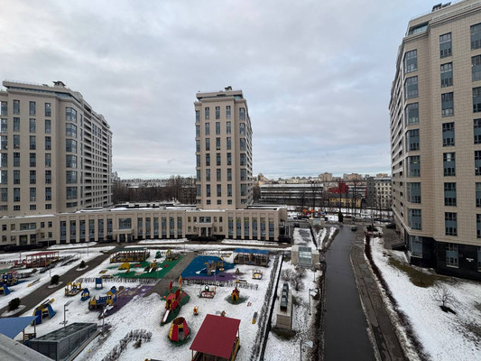 Продам двухкомнатную (2-комн.) квартиру, Ушаковская наб, 3, Санкт-Петербург г