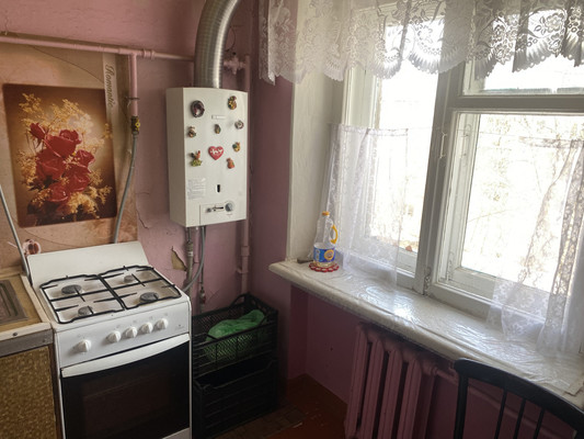 Продам трехкомнатную (3-комн.) квартиру, Героев пр-кт, 38, Нижний Новгород г