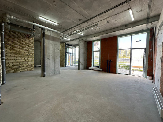 Сдам коммерческое помещение 107,8 м2, Бухарская ул, 32к1, Казань г