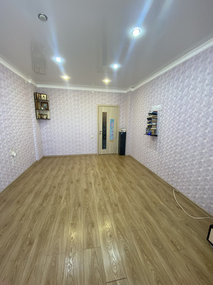 Продам однокомнатную (1-комн.) квартиру, Октябрьская ул, 8Ак1, Тихорецк г