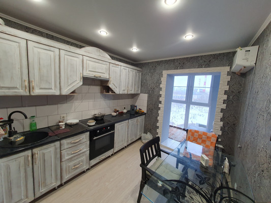 Продам двухкомнатную (2-комн.) квартиру, Хренникова ул, 4, Липецк г